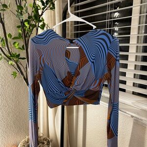 PrettyLittleThing Blue Crop top